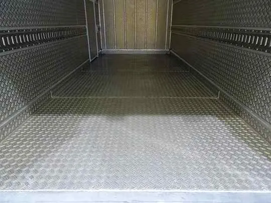 エルフ 2t 高床 標準ロング 低温冷凍車 スタンバイ/格納ゲート付