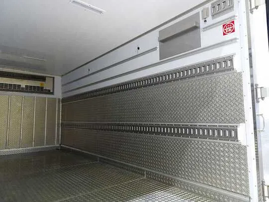 エルフ 2t 高床 標準ロング 低温冷凍車 スタンバイ/格納ゲート付