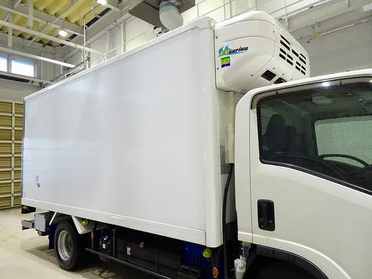 エルフ 2t 高床 標準ロング 低温冷凍車 スタンバイ/格納ゲート付