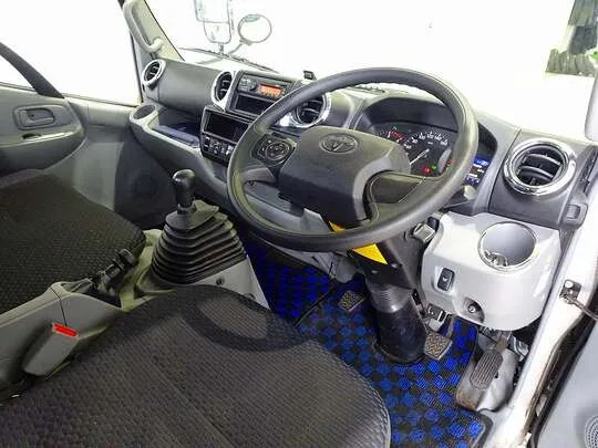 ダイナ 2t 高床 標準ロング タダノ3段クレーン付