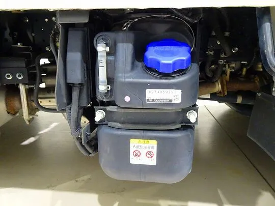 エルフ 1.8t 4WD FFL 標準 Wキャブ/垂直PG付 総重量5t未満