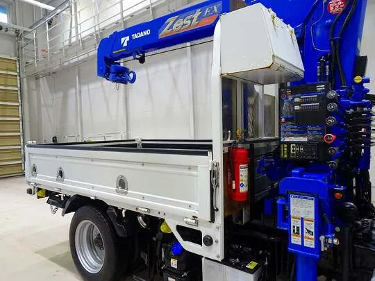 エルフ 2t  標準 タダノ3段クレーン付