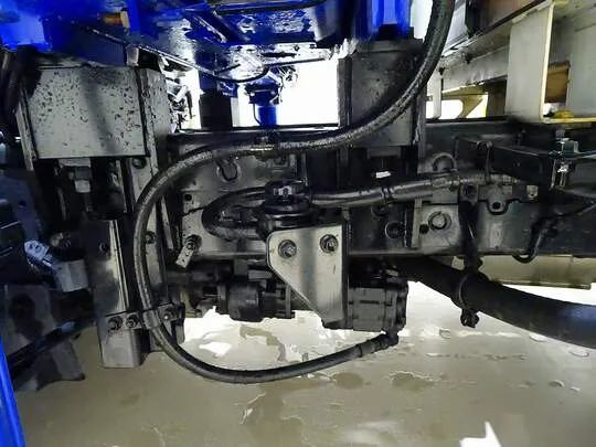 エルフ 2t  標準 タダノ3段クレーン付