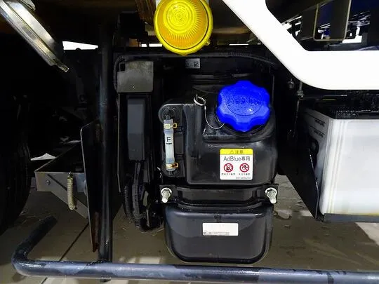 エルフ 2t  標準 タダノ3段クレーン付