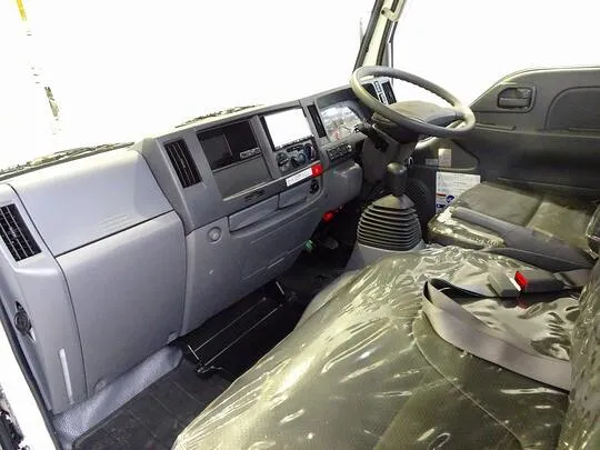 エルフ 2t  標準 タダノ3段クレーン付