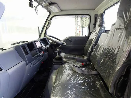 エルフ 2t  標準 タダノ3段クレーン付