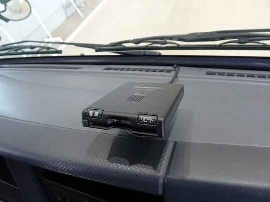 エルフ 2t FFL 標準 保冷バン 総重量5t未満