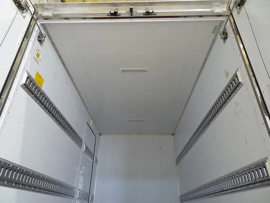 エルフ 2t FFL 標準 保冷バン 総重量5t未満