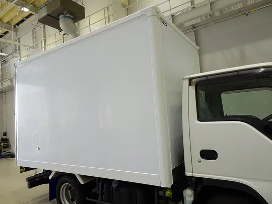 エルフ 2t FFL 標準 保冷バン 総重量5t未満