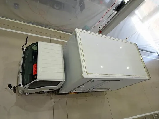 エルフ 2t FFL 標準 保冷バン 総重量5t未満