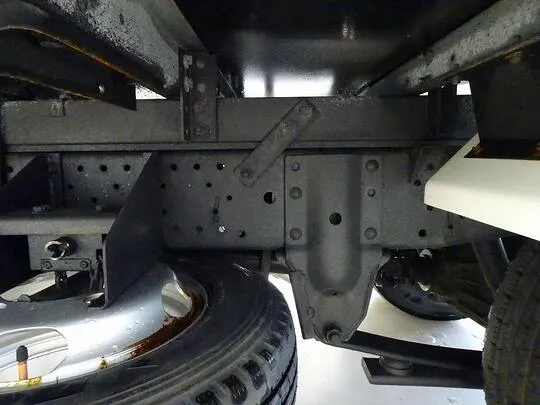 エルフ 2t FFL 標準 保冷バン 総重量5t未満