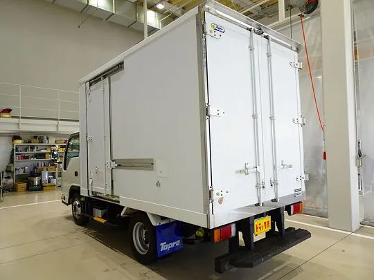 エルフ 2t FFL 標準 保冷バン 総重量5t未満