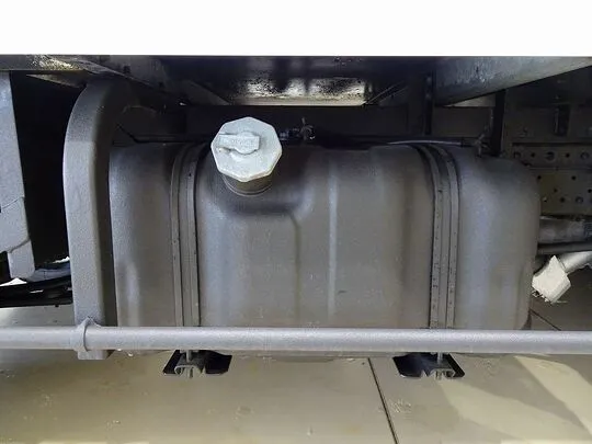 エルフ 2t FFL 標準 保冷バン 総重量5t未満