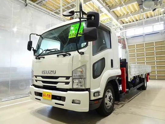 【年次点検済】フォワード 2.4t 標準ベッド付 ユニック4段クレーン付 210ps