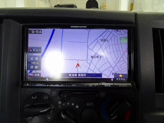 エルフ 1.5t 4WD FFL Sタイヤ 平ボデー