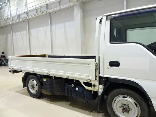 エルフ 1.5t 4WD FFL Sタイヤ 平ボデー