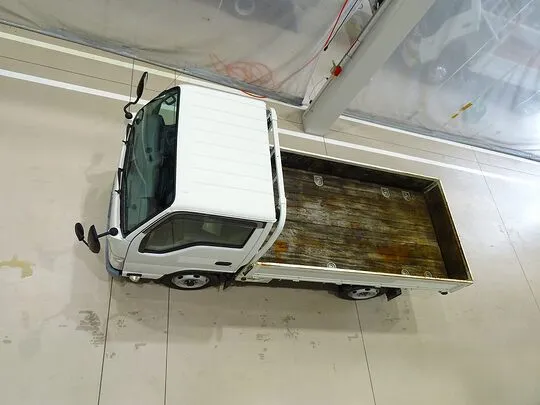 エルフ 1.5t 4WD FFL Sタイヤ 平ボデー