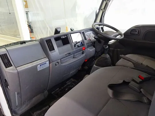 エルフ 1.5t 4WD FFL Sタイヤ 平ボデー