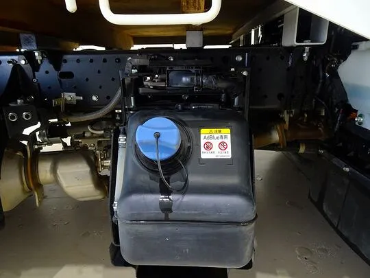 エルフ 1.55t 4WD FFL Wタイヤ 平ボデー