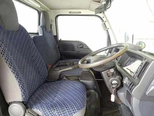 エルフ 1.55t 4WD FFL Wタイヤ 平ボデー