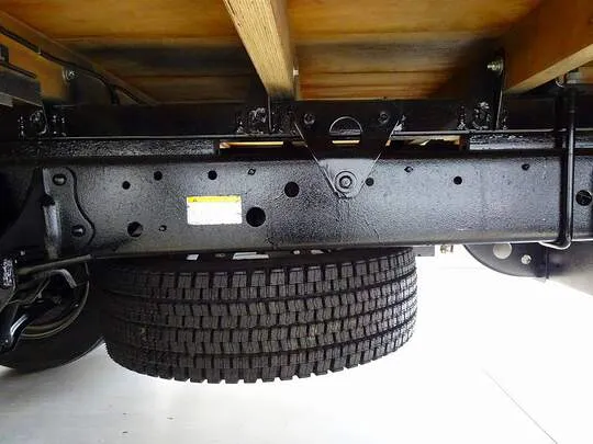 レンジャー 3.65t 標準ベッド付 平ボデー 210ps