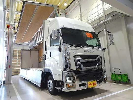 ギガ 13.7t 4軸 アルミウイング リアエアサス 380ps
