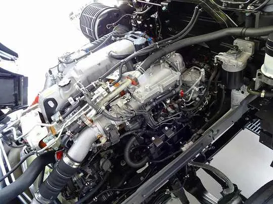 ギガ 13.7t 4軸 アルミウイング リアエアサス 380ps