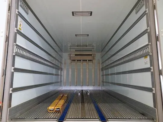 デュトロ 2t 4WD FJL ワイドロング 低温冷凍車 スタンバイ付