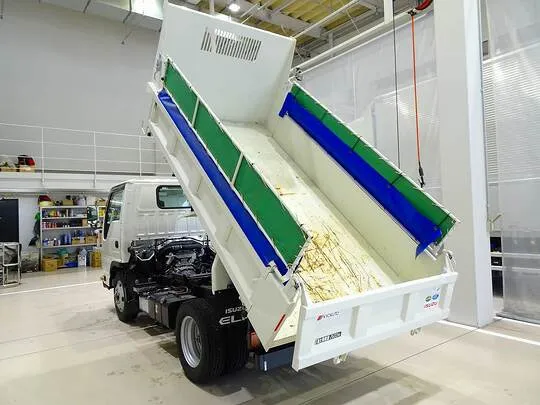 エルフ 2.6t 4No. 4WD FFL 強化ダンプ