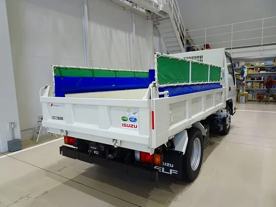 エルフ 2.6t 4No. 4WD FFL 強化ダンプ