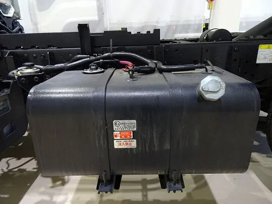 エルフ 2.6t 4No. 4WD FFL 強化ダンプ