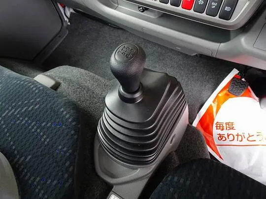 ダイナ 1.3t 4WD JL Wタイヤ アーム式P/G付