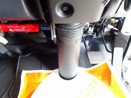 エルフ 2t 高床 標準ロング 低温冷凍車 スタンバイ/格納ゲート付