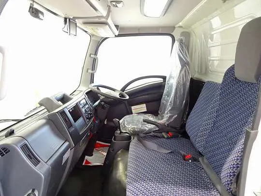 エルフ 2t 高床 標準ロング 低温冷凍車 スタンバイ/格納ゲート付