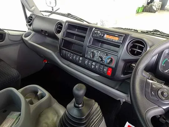 デュトロ 3t 4WD 高床 ワイドロング ユニック4段クレーン付 未使用車