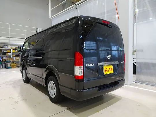 ハイエースバン スーパーGL ダークプライムⅡ 1t 4WD 2/5人乗り 5ドア