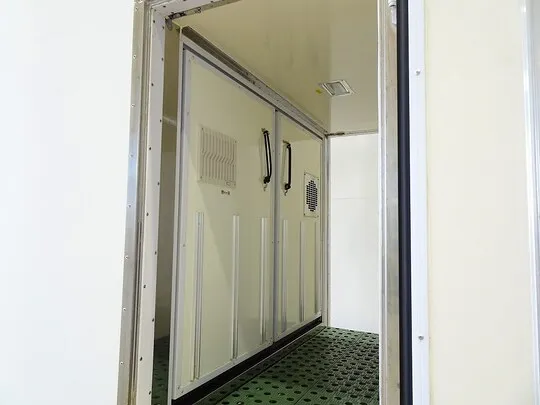 デュトロ 1.5t FJL 標準セミロング 低温冷凍車 2室式 左右サイドドア 総重量5t未満