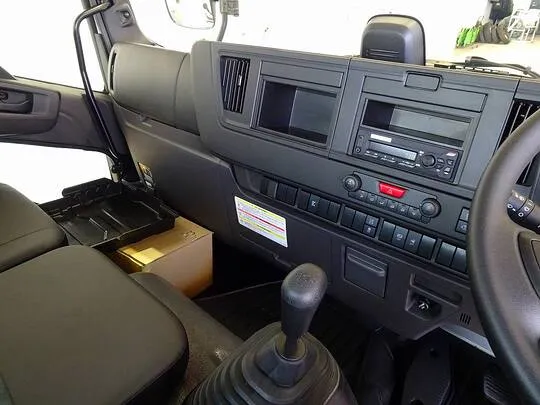 フォワード 3.7t 標準ベッドレス ダンプ 190ps 未使用車