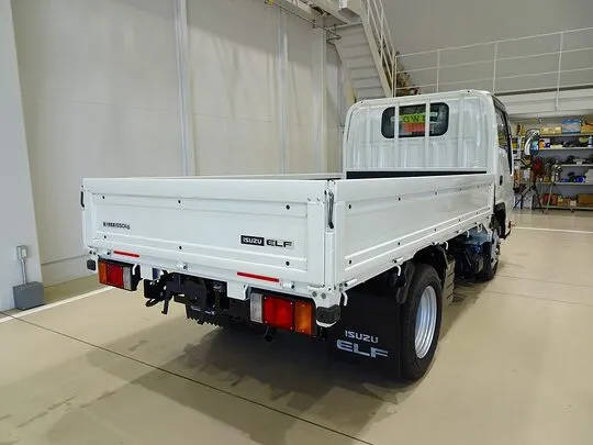 エルフ 1.55t 4WD FFL Wタイヤ 平ボデー