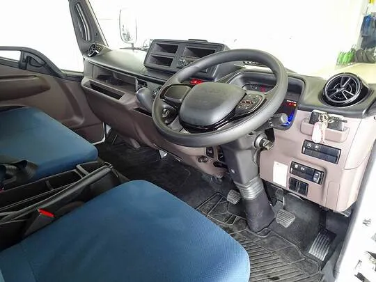 キャンター 4.35t 全低床 ワイドロング アルミブロック 平ボデー