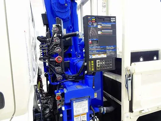 デュトロ 3t FJL 標準 タダノ3段クレーン付