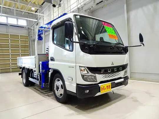 キャンター 3t 全低床 標準セミロング タダノ4段クレーン付 未使用車