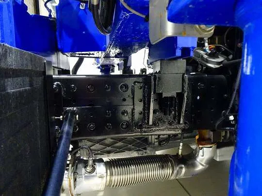 キャンター 3t 全低床 標準セミロング タダノ4段クレーン付 未使用車