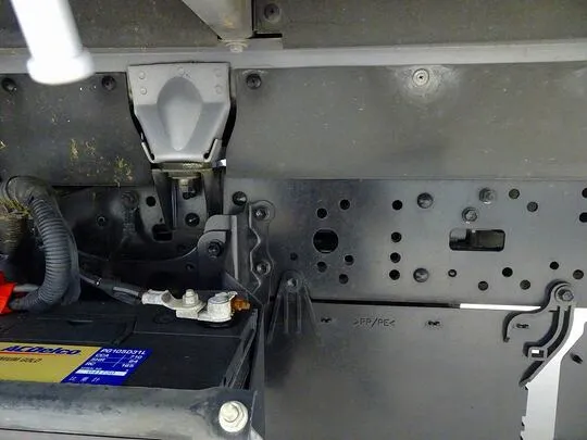 ダイナ 1.25t 4WD FJL Sタイヤ 平ボデー