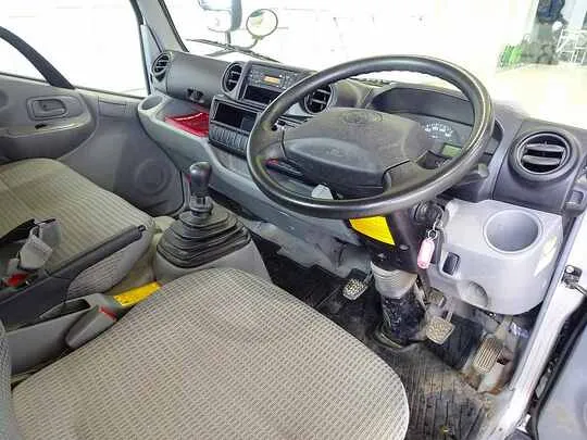 ダイナ 1.25t 4WD FJL Sタイヤ 平ボデー