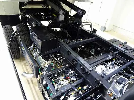 フォワード 3.5t 標準ベッドレス Lゲートダンプ 190ps
