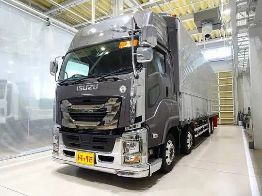 ギガ 13.7t 4軸 アルミウイング リアエアサス 380ps