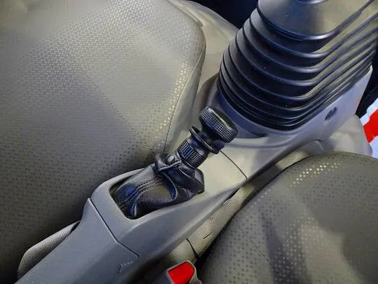ダイナ 2t 4WD FJL 標準 平ボデー
