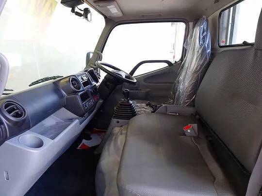 ダイナ 2t 4WD FJL 標準 平ボデー