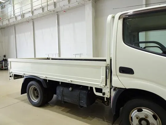ダイナ 2t FJL 標準 平ボデー 総重量5t未満